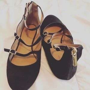 American Eagle flats